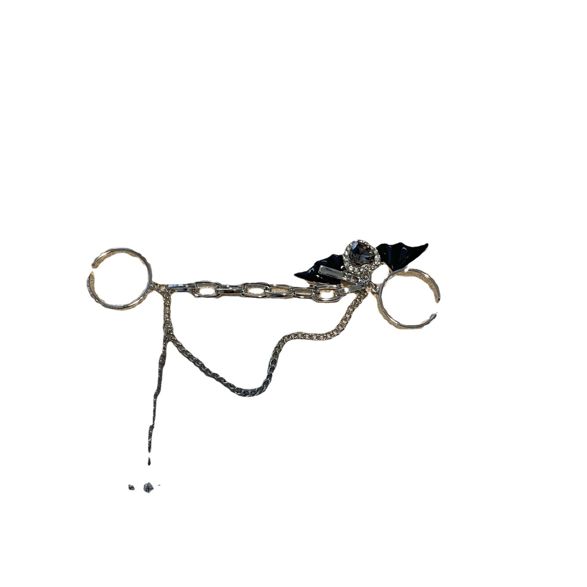 Anneau pour femmes avec pendentif en strass et motif d'amour, bijoux élégant et brillant, idéal pour compléter une tenue.