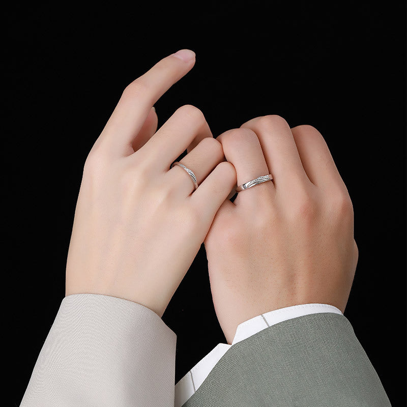 Anneaux de couple Wing, bijoux fantaisie pour la Saint-Valentin, en acier inoxydable avec motifs d'ailes élégants.