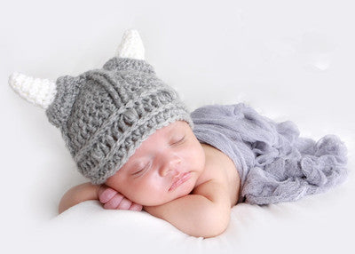 Bonnet en laine mignon pour bébé, chapeau pour enfants avec oreilles de bélier, en laine douce et confortable.