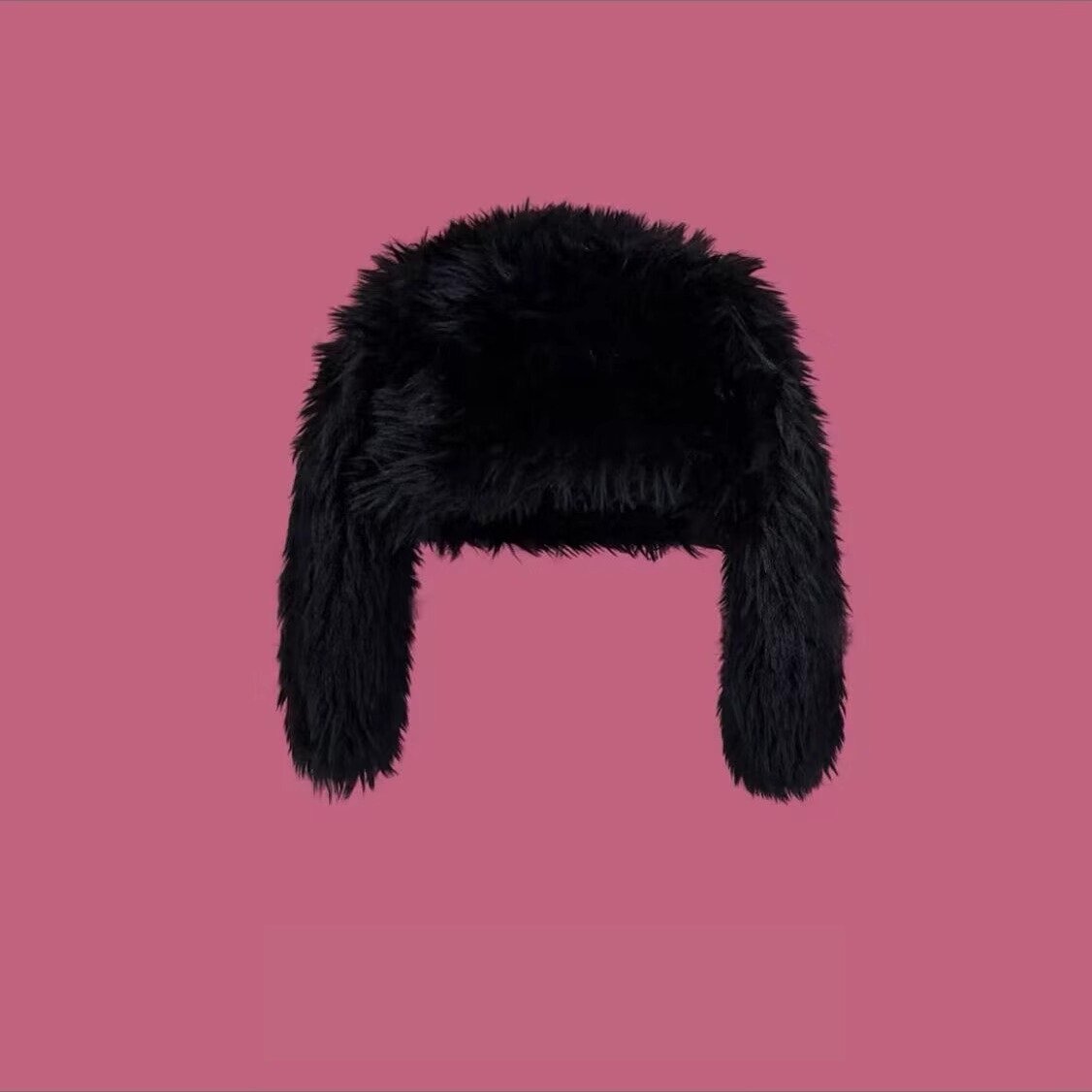 Bonnet en peluche avec oreilles de lapin mignon pour enfants, doux et confortable, idéal pour garder la tête au chaud.