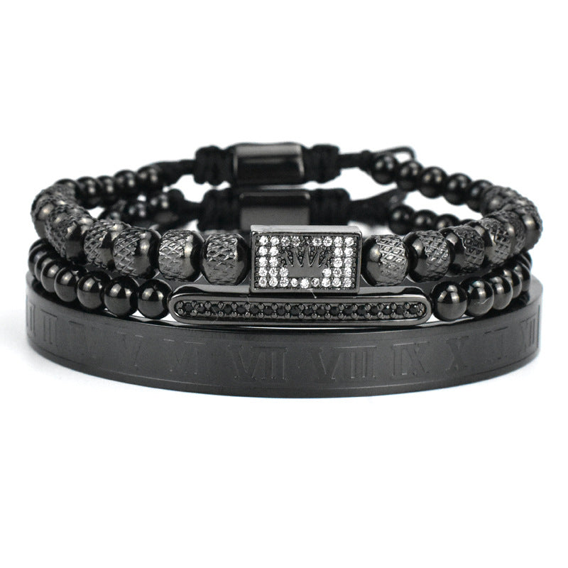 Bracelet en acier inoxydable pour hommes avec chiffres romains, design élégant et moderne.