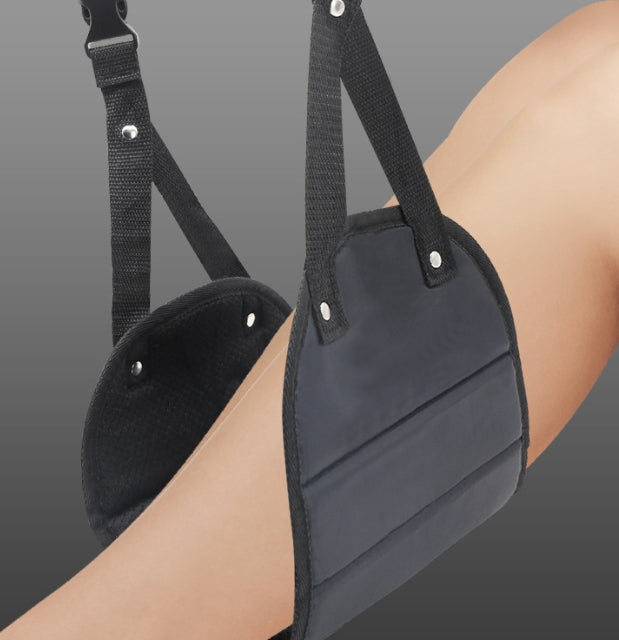 Hamac de voyage pour jambes, repose-jambes portable de la marque Boutique Angenor, idéal pour voyager confortablement.