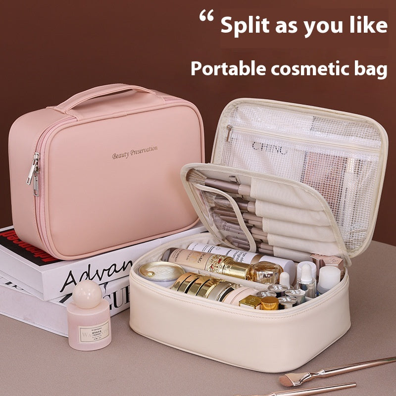 Sac de rangement cosmétique multifonctionnel de grande capacité de la marque Boutique Angenor, avec plusieurs compartiments visibles.