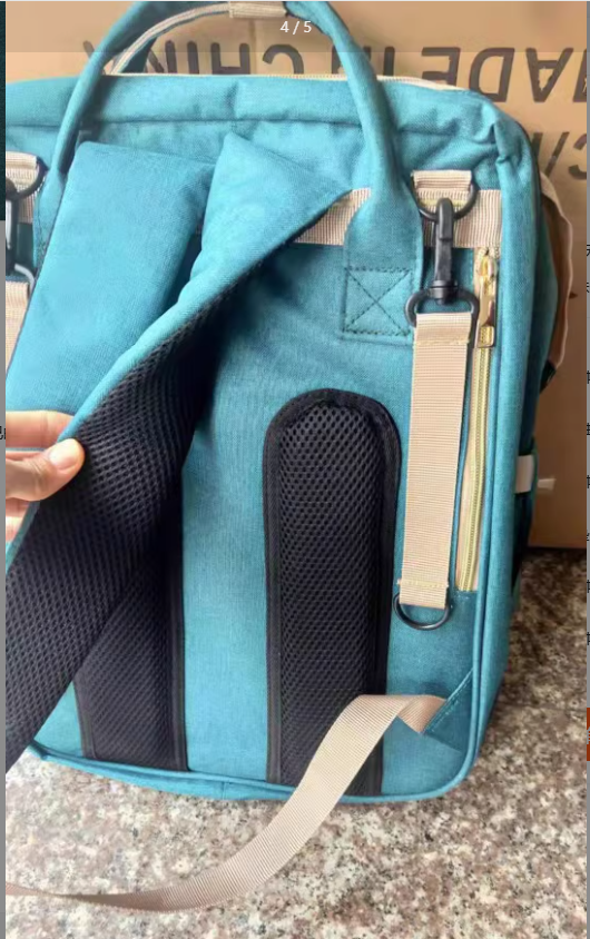 Grand sac à langer maman Boutique Angenor avec grande capacité, poches multiples et design pratique pour maman et bébé.