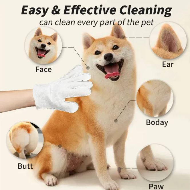 Gants de nettoyage pour animaux de compagnie Boutique Angenor avec lingettes, utilisés pour brosser et nettoyer le pelage.