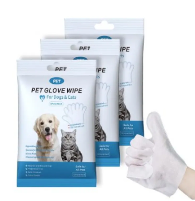 Gants et lingettes de nettoyage pour animaux de compagnie, marque Boutique Angenor, montrant des gants en silicone et lingettes douces