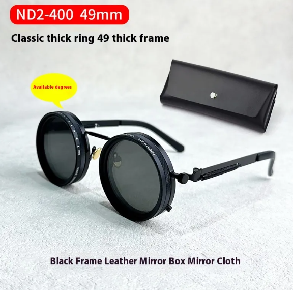 Étui pour lunettes anti-lumière de Boutique Angenor, design compact en cuir noir pour protéger vos lunettes contre la poussière