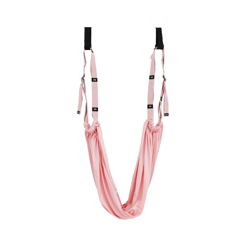 Sangle de yoga pour étirement et souplesse, marque Boutique Angenor, montrant la sangle en tissu avec boucle pour entraînement.