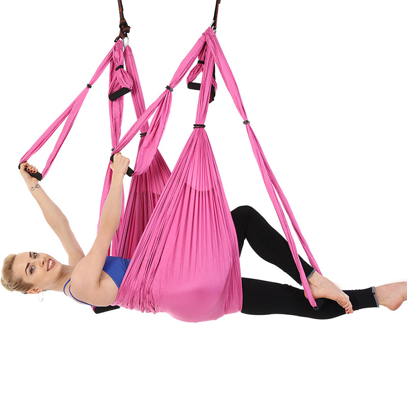 Sangle de yoga pour étirement et souplesse, Boutique Angenor, en tissu résistant, utilisée pour la flexibilité et l'entraînement.