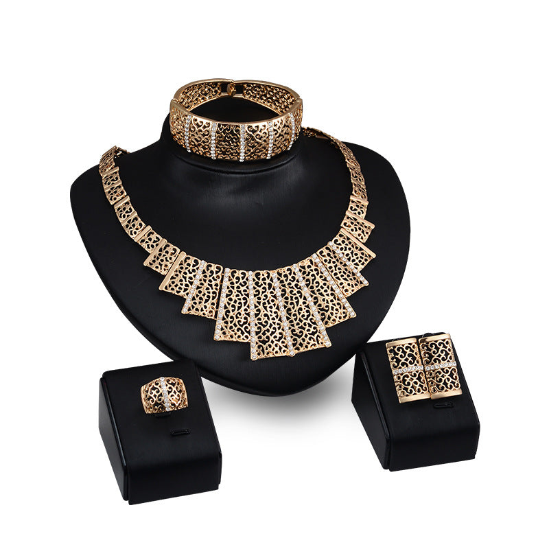Ensemble de bijoux de mariage MARKET DE PRODUITS DE BEAUTÉ & SANTÉ, 4 pièces, collier, boucles d'oreilles, bracelet et tiara pour mariée
