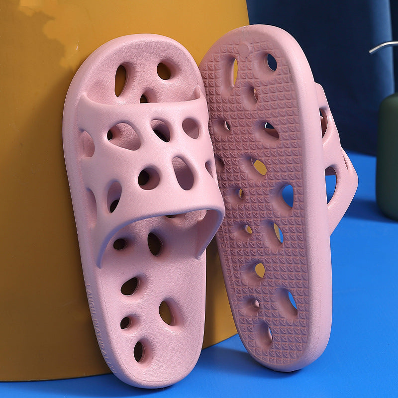 Chaussons de salle de bain pour femmes MARKET DE PRODUITS DE BEAUTÉ & SANTÉ, antidérapants et doux, avec design ajouré.