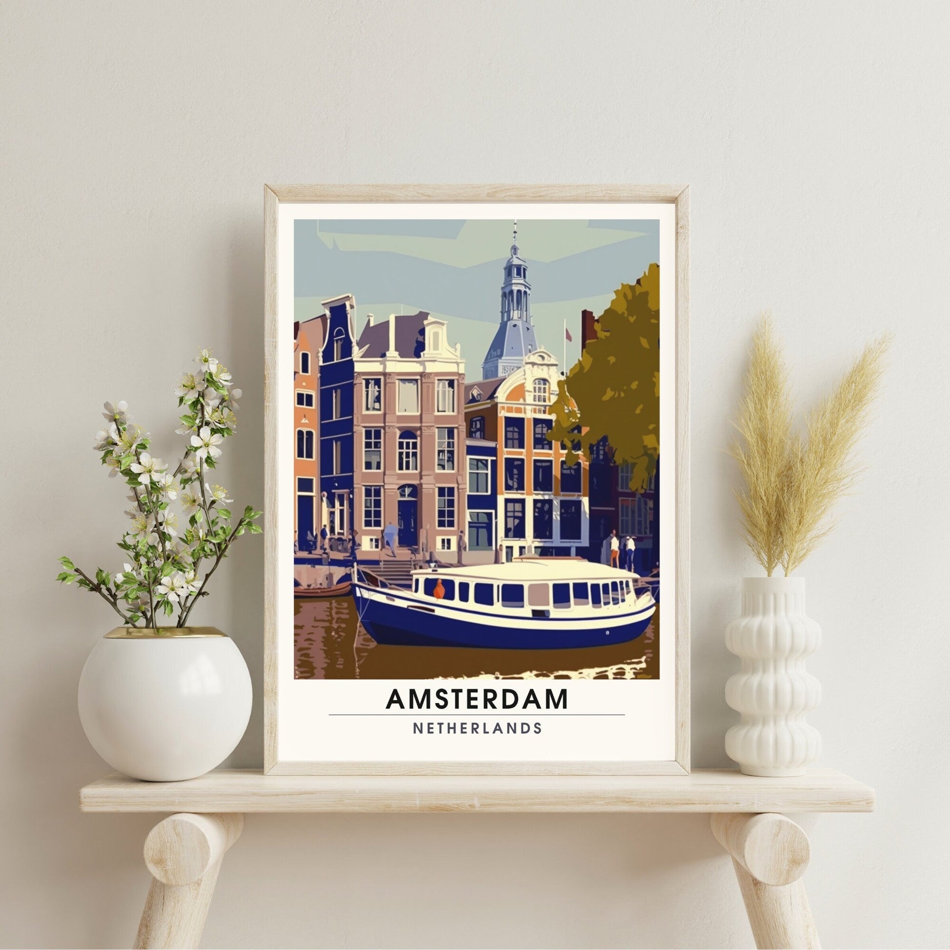 Affiche déco vintage d'Amsterdam par Impression Amsterdam, illustration artistique de la ville avec bâtiments emblématiques.
