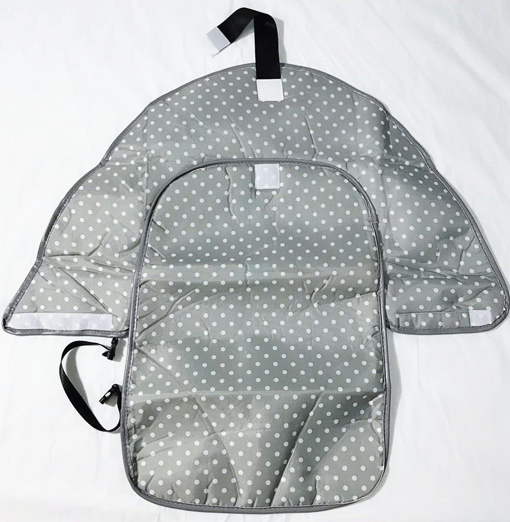 Matelas à langer portable pour bébé, pratique et compact, avec la marque MARKET DE PRODUITS DE BEAUTÉ & SANTÉ.