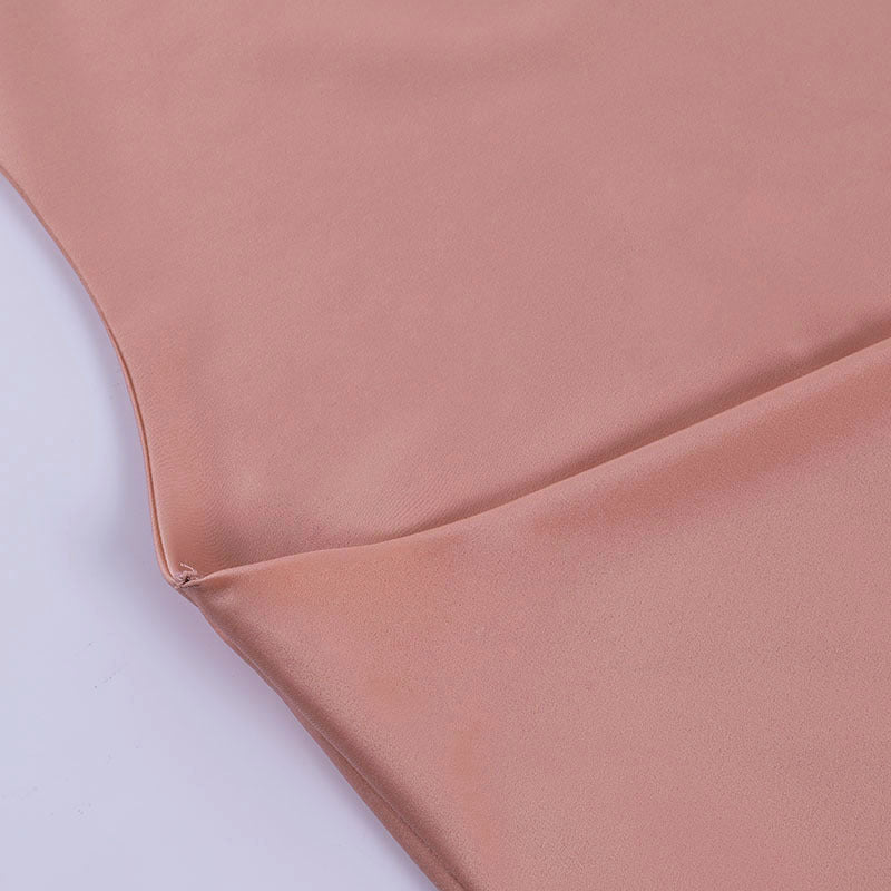 Robe de soirée en satin noire sans manches, décolleté en V, dos nu, style mini pour été, de la marque MARKET DE PRODUITS DE BEAUTÉ & SANTÉ.